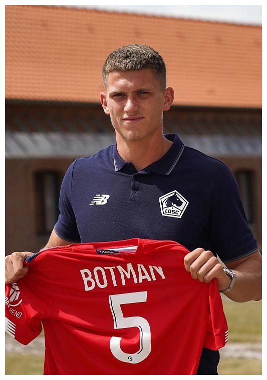 爱游戏赛前深圳男篮调整名单——法甲节点到来，赛场秩序良好，年轻球员得到机会的简单介绍