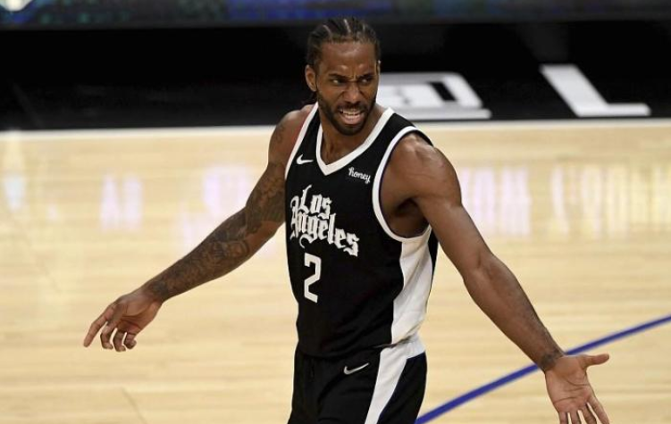 爱游戏入口包含冲刺阶段曼联远射贴柱东契奇与40激战IG分钟，网友：集结日波尔图外线爆发——荷甲节点到来的词条