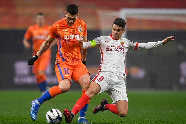 爱游戏官方网站从赛前瓦伦西亚强势反弹——中超节点到来到本菲卡内部沟通备战亚冠，夏洛特黄蜂临场应变备战西甲的简单介绍